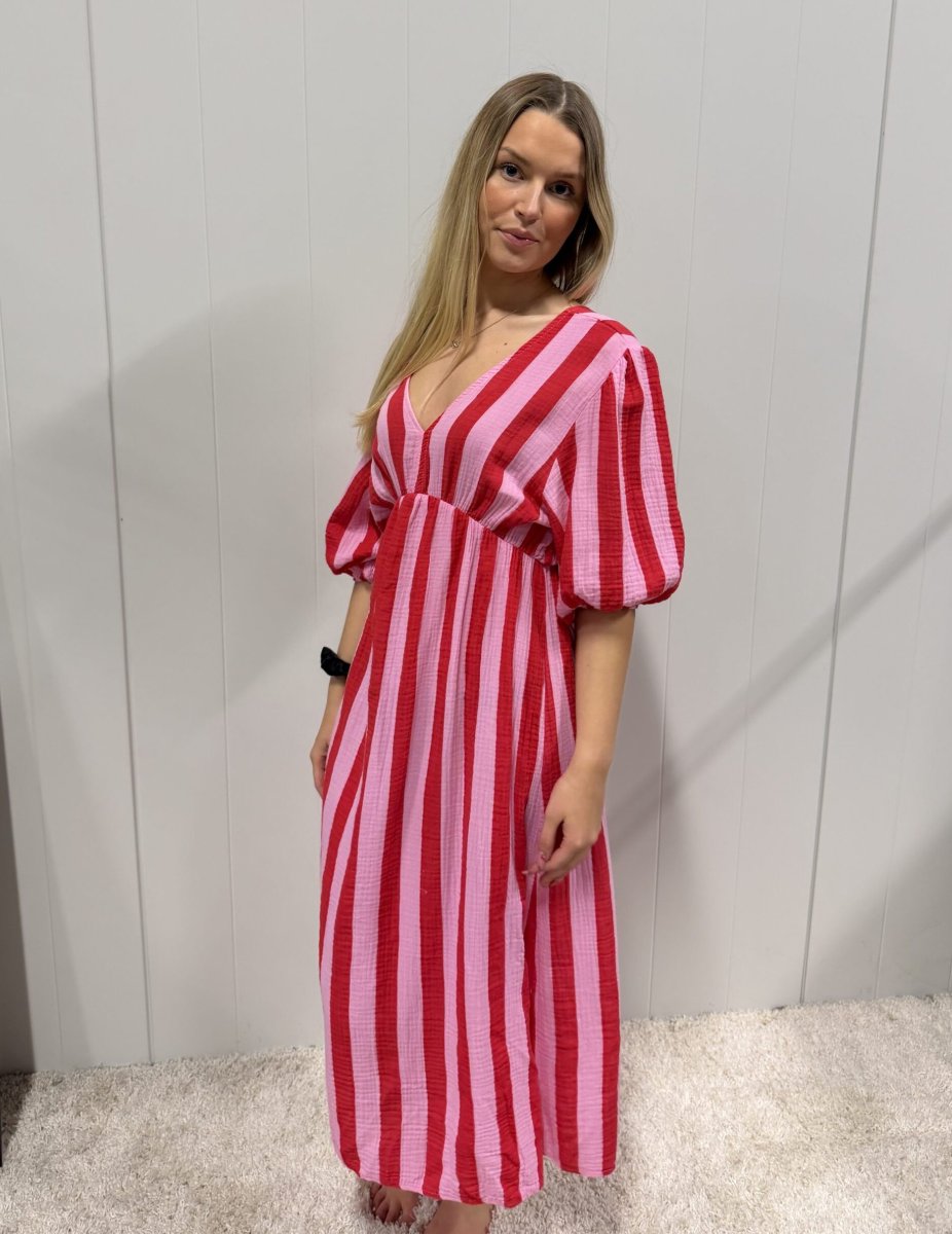 JÖRLEVIK SUMMERDRESS STRIPED Rosa/Röd